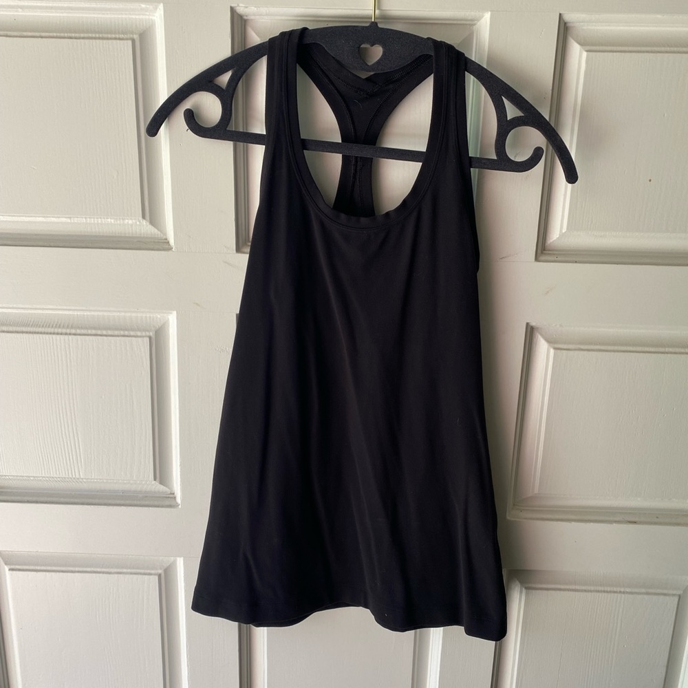 Black lululemon tank top
